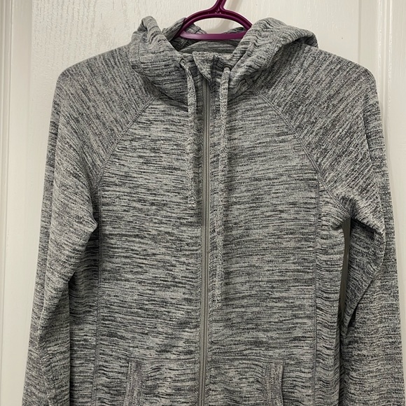 Women’s 90 degree Active Sweater - Picture 2 of 5